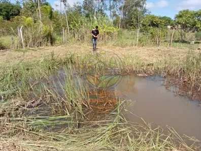 Fazenda / Sítio / Chácara com 3 Quartos à venda, 1400m² no Chácara Marambaia, Caçapava