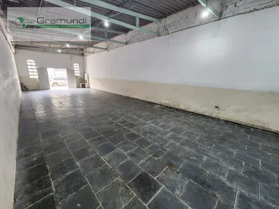 Loja / Salão / Ponto Comercial à venda, 200m² no Parque Residencial Souza Campos, Itaquaquecetuba