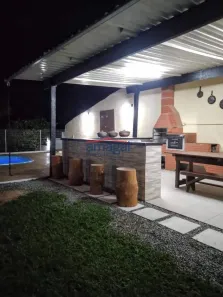 Fazenda / Sítio / Chácara com 2 Quartos para alugar, 179m² no Veraneio Ijal, Jacareí