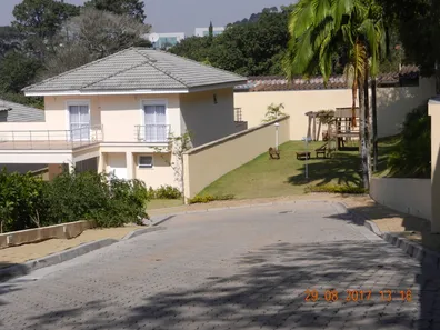 Casa de Condomínio com 4 Quartos para venda ou aluguel, 264m² no Chácara Santa Lúcia dos Ypes, Carapicuíba
