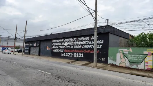 Galpão / Depósito / Armazém à venda, 3700m² no Campestre, Santo André