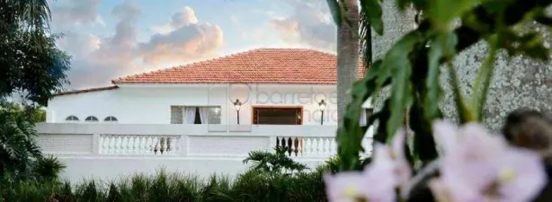 Fazenda / Sítio / Chácara com 8 Quartos para alugar, 700m² no , Cabreúva