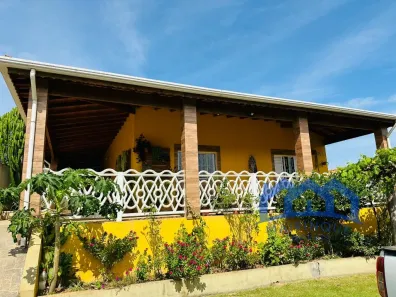 Fazenda / Sítio / Chácara com 3 Quartos à venda, 1000m² no , Mairinque