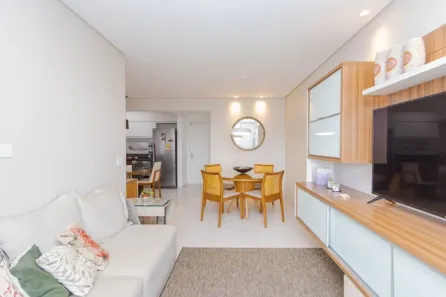 Apartamento com 3 Quartos à venda, 79m² no Cabral, Curitiba