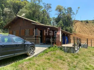 Fazenda / Sítio / Chácara com 3 Quartos à venda, 5600m² no , Águas Mornas