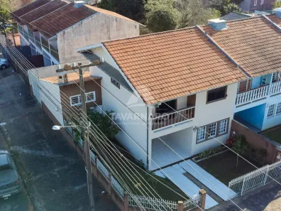 Sobrado com 3 Quartos à venda, 112m² no Uvaranas, Ponta Grossa