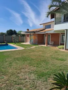 Sobrado com 4 Quartos à venda, 1000m² no Centro, Holambra