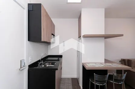 Apartamento com 1 Quarto para alugar, 25m² no Centro, Curitiba