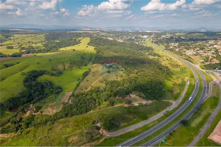 Galpão / Depósito / Armazém à venda, 94000m² no Centro, Itatiba