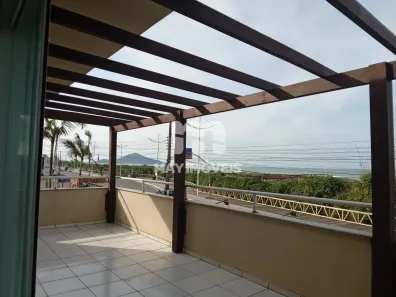 Sobrado com 2 Quartos para alugar, 120m² no Centro, Navegantes