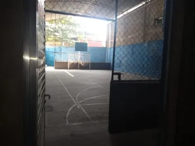 Galpão / Depósito / Armazém com 1 Quarto à venda, 300m² no BNH, Mesquita
