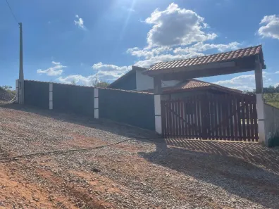 Fazenda / Sítio / Chácara com 2 Quartos à venda, 600m² no Jardim Alvinópolis, Atibaia