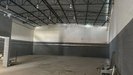 Loja / Salão / Ponto Comercial à venda, 340m² no Centro, Poá