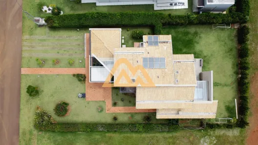Sobrado com 3 Quartos à venda, 270m² no Bortolan Norte I, Poços de Caldas