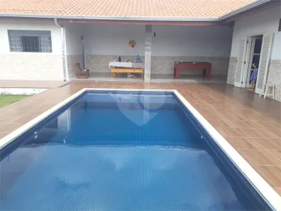 Fazenda / Sítio / Chácara com 2 Quartos à venda, 200m² no Santa Maria III, Rio das Pedras