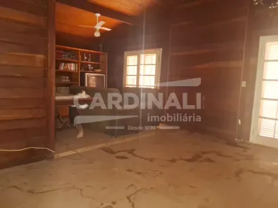 Conjunto Comercial / Sala com 3 Quartos para alugar, 242m² no Centro, Araraquara