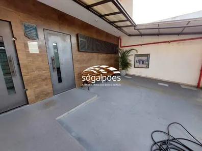 Galpão / Depósito / Armazém à venda, 850m² no Lago Azul - 3ª Seção, Ibirité
