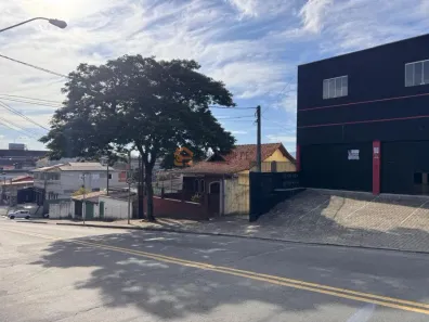 Prédio Inteiro para alugar, 176m² no Conjunto Residencial do Bosque, Mogi das Cruzes