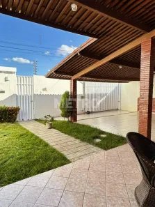 Loja / Salão / Ponto Comercial com 4 Quartos para alugar, 400m² no Centro, Petrolina