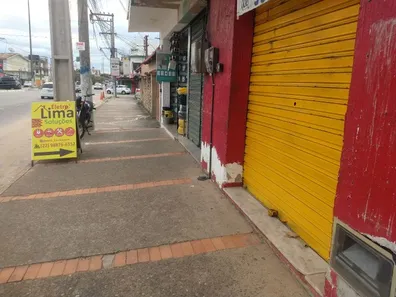 Loja / Salão / Ponto Comercial à venda, 400m² no Parque Califórnia, Campos dos Goytacazes