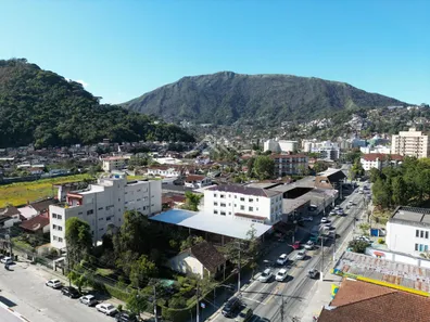 Galpão / Depósito / Armazém para alugar, 520m² no Alto, Teresópolis