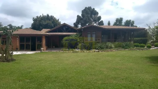 Fazenda / Sítio / Chácara com 3 Quartos à venda, 1122m² no Jardim Karla, Pinhais