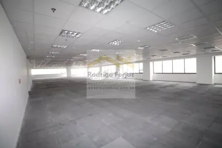 Conjunto Comercial / Sala para alugar, 2204m² no Tamboré, Barueri