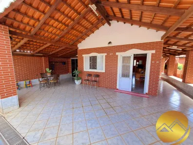 Casa de Condomínio com 2 Quartos à venda, 175m² no Mansões Águas Quentes, Caldas Novas