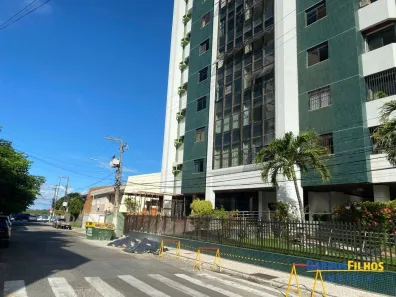 Apartamento com 3 Quartos para alugar, 212m² no São José, Aracaju