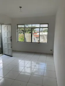 Casa Comercial com 2 Quartos para alugar, 125m² no Jardim Maria Rosa, Taboão da Serra