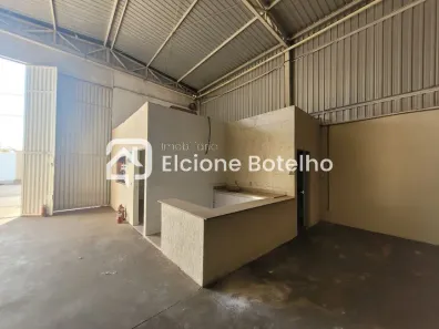 Galpão / Depósito / Armazém à venda, 350m² no Nossa Senhora das Graças, Uberlândia