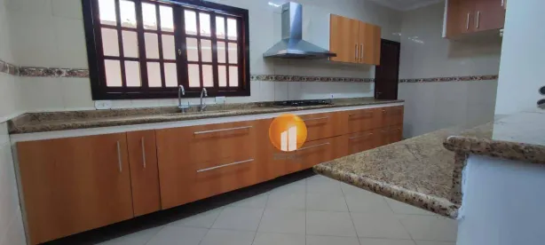 Casa de Condomínio com 4 Quartos para venda ou aluguel, 301m² no Parque Nova Jandira, Jandira