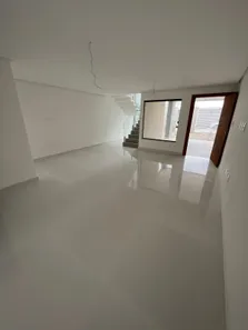 Sobrado com 3 Quartos à venda, 180m² no SIM, Feira de Santana
