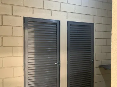 Galpão / Depósito / Armazém à venda, 340m² no Jardim Canadá, Nova Lima