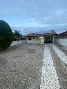 Casa com 5 Quartos para alugar, 390m² no Universitário, Tijucas