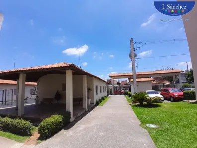 Apartamento com 2 Quartos para alugar, 50m² no Vila São Carlos, Itaquaquecetuba