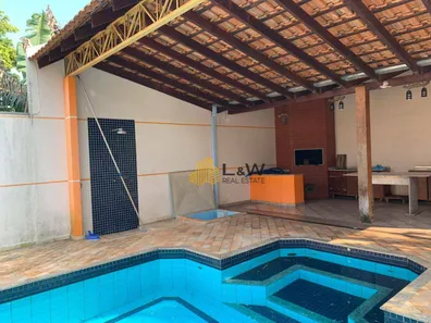Casa com 3 Quartos à venda, 300m² no KLP, Foz do Iguaçu