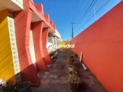 Casa com 3 Quartos para alugar, 150m² no Salinas, Fortaleza