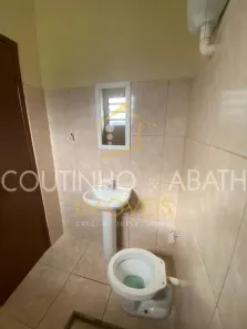Casa com 1 Quarto para alugar, 30m² no Bacaxá (Bacaxá), Saquarema