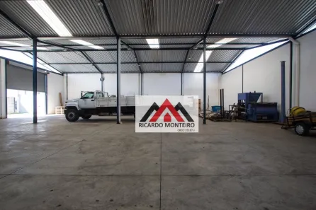 Galpão / Depósito / Armazém para venda ou aluguel, 547m² no Parque das Nações, Pindamonhangaba
