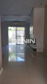 Sobrado com 3 Quartos à venda, 180m² no Nossa Senhora das Graças, Canoas