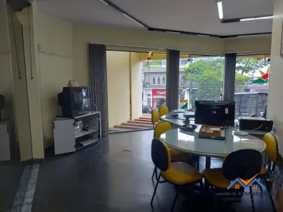 Prédio Inteiro à venda, 600m² no Centro, Arujá