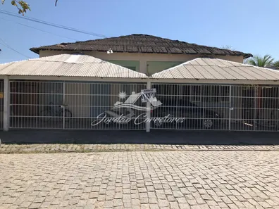 Prédio Inteiro à venda, 600m² no Papucaia, Cachoeiras de Macacu