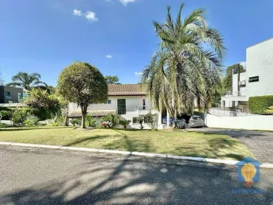 Casa de Condomínio com 5 Quartos à venda, 375m² no Residencial Euroville, Carapicuíba