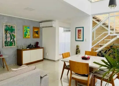Casa com 4 Quartos à venda, 300m² no Grageru, Aracaju