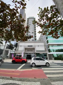 Loja / Salão / Ponto Comercial para venda ou aluguel, 555m² no Centro, Balneário Camboriú