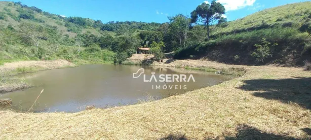 Fazenda / Sítio / Chácara com 3 Quartos à venda, 120000m² no Pedro do Rio, Petrópolis