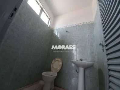 Galpão / Depósito / Armazém à venda, 210m² no Parque Roosevelt, Bauru