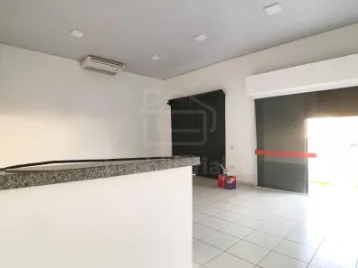 Loja / Salão / Ponto Comercial à venda, 110m² no Chácara Braz Miraglia, Jaú