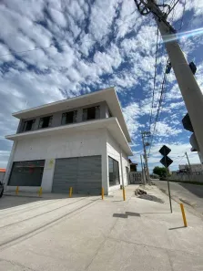 Loja / Salão / Ponto Comercial para alugar, 39m² no Atlântica, Rio das Ostras
